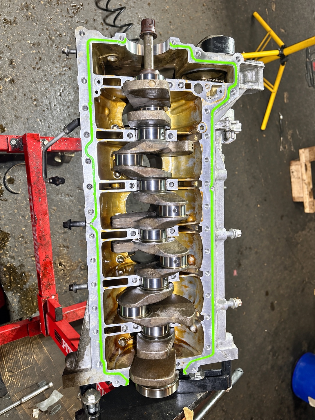 Crankshaft and bearing inspection